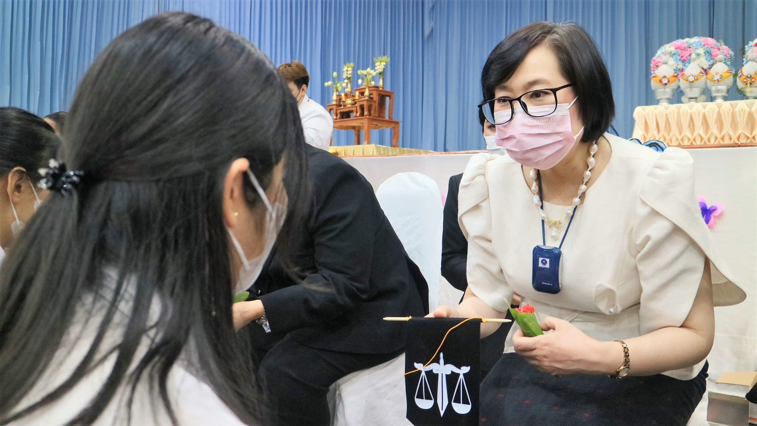 The Ceremony was aimed at providing an opportunity for students to acknowledge their teachers’ work and promoting Thai traditions