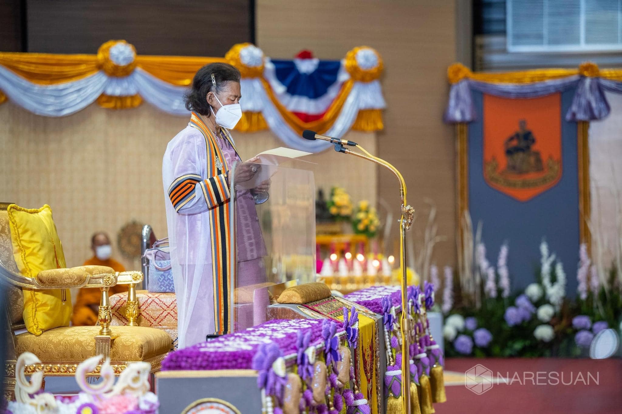 Royal Highness Princess Maha Chakri Sirindhorn, on behalf of Hist Majesty King Maha Vajiralongkorn Bodindradebayavarangkun, conferred a degree to new graduates of Naresuan University of the academic year 2022